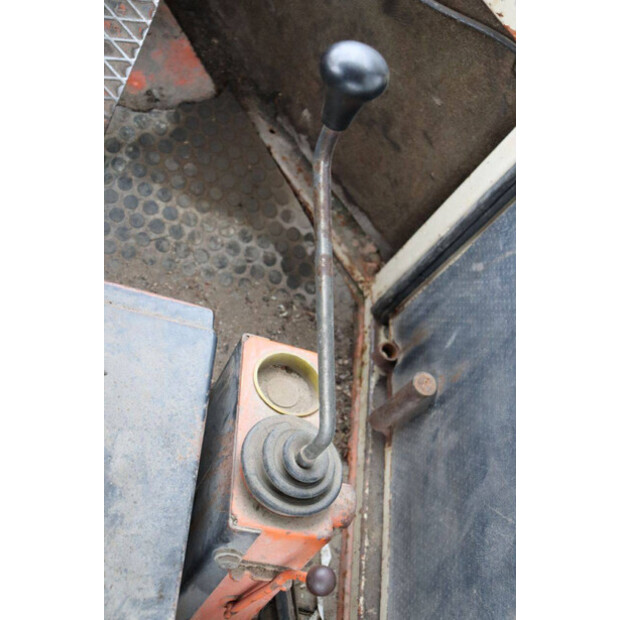 1988 SCHAEFF SKB 902-45472076