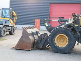 2007-komatsu-wa250pz-5-1423983-45472140