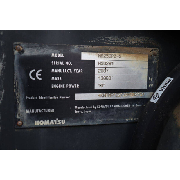 2007 كوماتسو WA250PZ-5-45472164