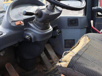 2007-komatsu-wa250pz-5-1423983-45472172