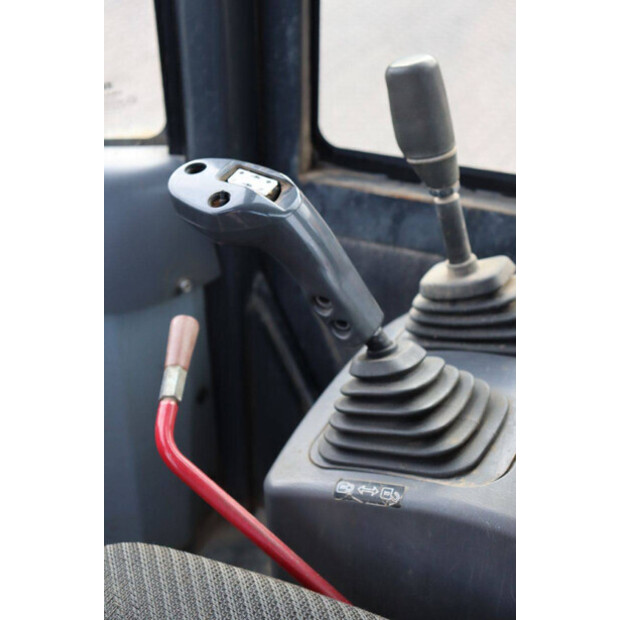 2007 كوماتسو WA250PZ-5-45472175