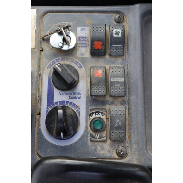 2007 كوماتسو WA250PZ-5-45472176