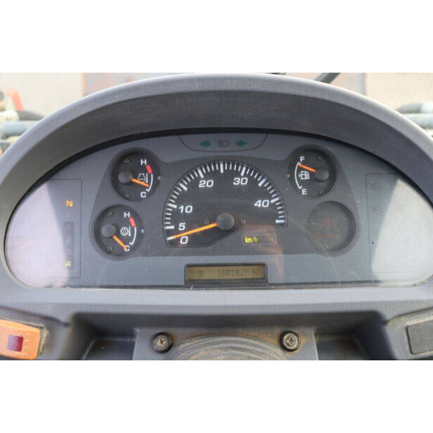 2007 كوماتسو WA250PZ-5-45472181