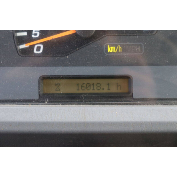 2007 كوماتسو WA250PZ-5-45472182