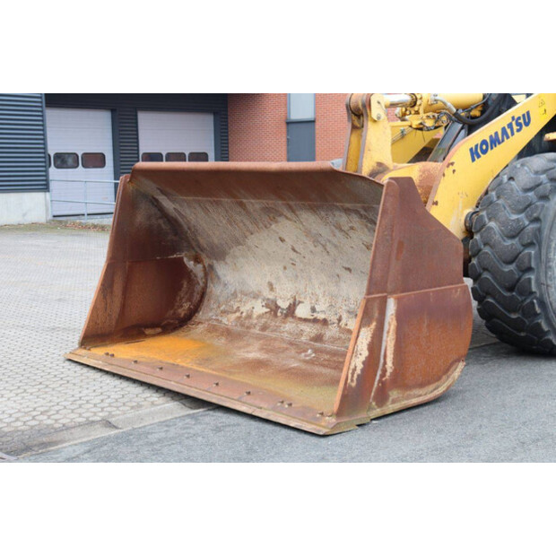 2013 Komatsu WA480-6-45472271