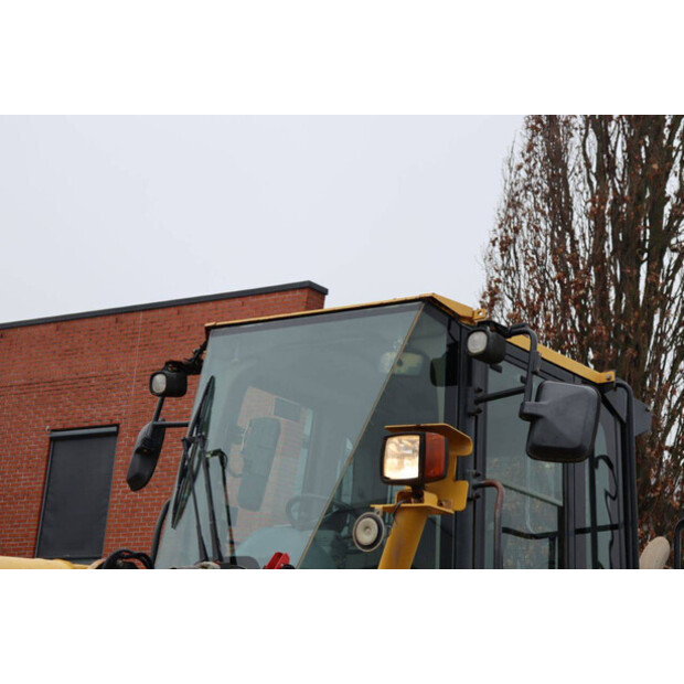 2013 Komatsu WA480-6-45472273