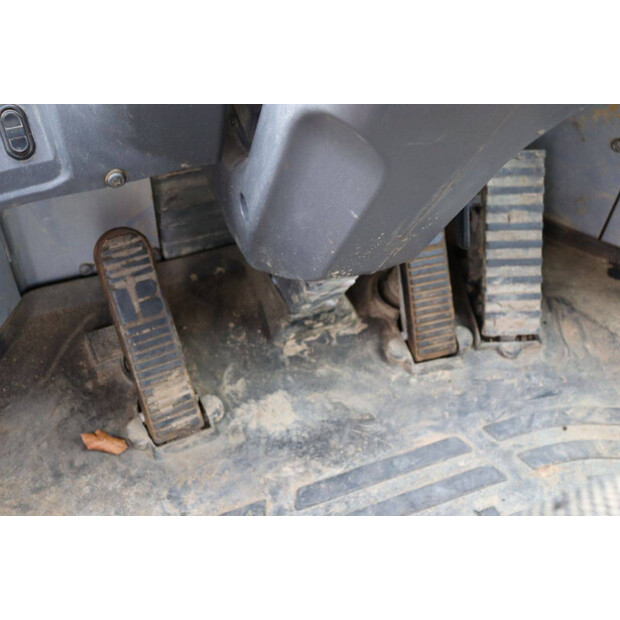 2013 Komatsu WA480-6-45472302