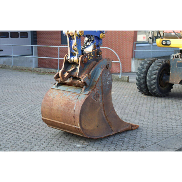 2018 Komatsu PW160-10-45472434