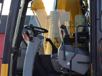 2018-komatsu-pw160-10-1423990-45472455