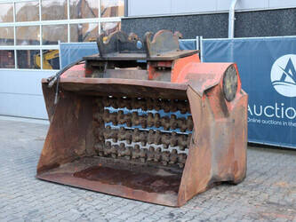 2011-other-others-1423996-45472683