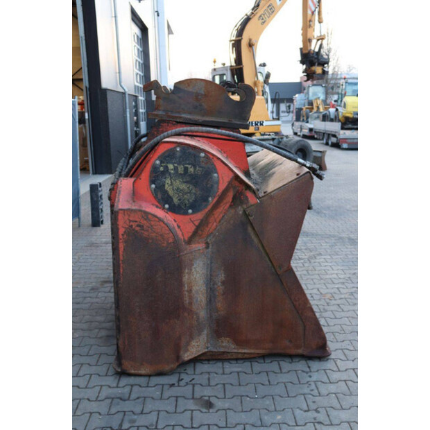 2011 أخرى OTHERS-45472688