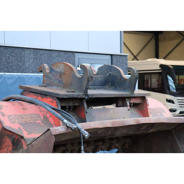 2011 أخرى OTHERS-45472690