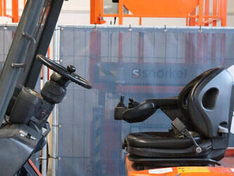 2006-toyota-7fbmf50-45472712