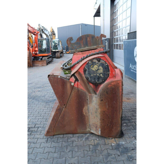 2011 Other OTHERS-45472733