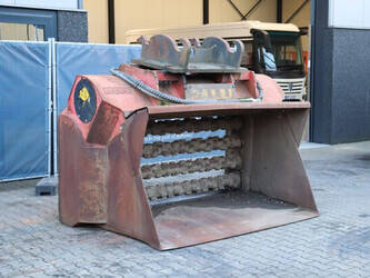 2011-other-others-1423998-45472737