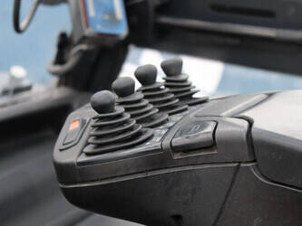 2017-linde-e60-01-1424001-45472864