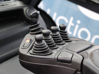 2019-linde-e80-01-900-45472960