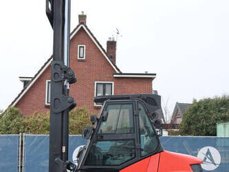 2019-linde-e80-01-900-45472969