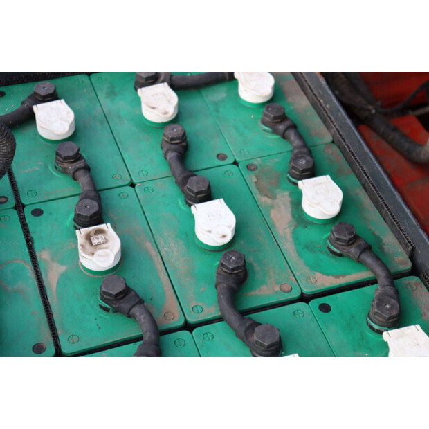 2016 ليندي E18L-02-45473032