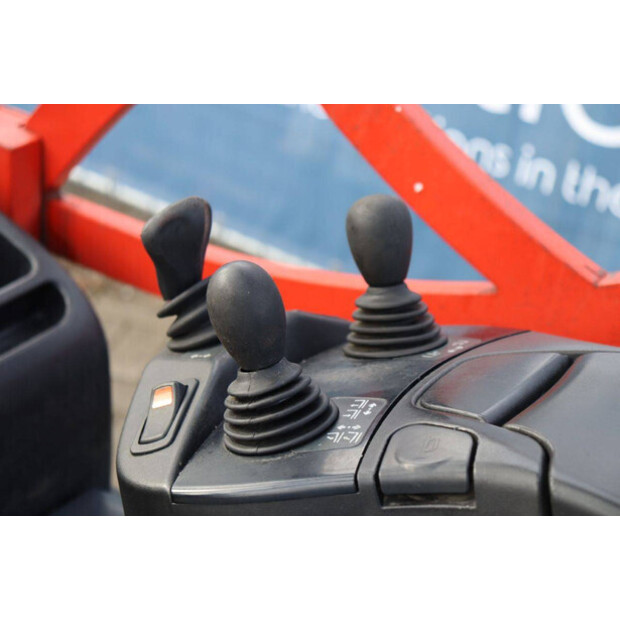 2016 ليندي E18L-02-45473039