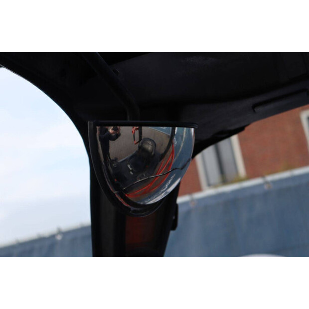 2016 ليندي E18L-02-45473040