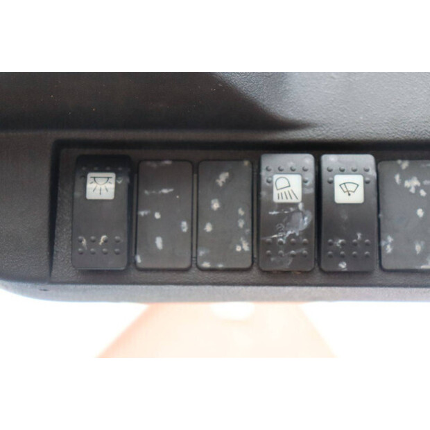 2020 ليندي H35D-02-45473126