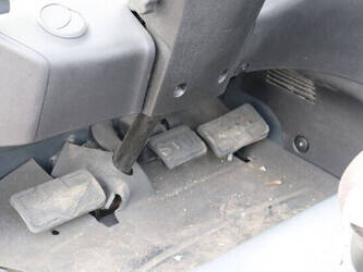 2016-linde-e25l-01-1424008-45473163