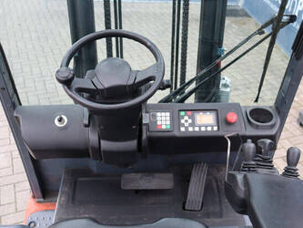 2017-toyota-8fbmt-30-1424010-45473234