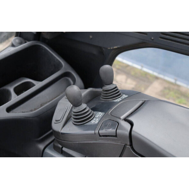 2020 Linde E25L-01-45473282