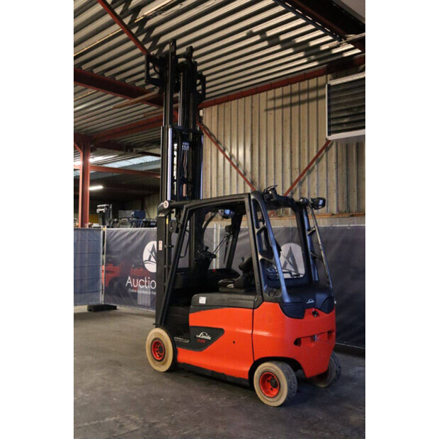 2017 Linde E25HL-01/600-45473381