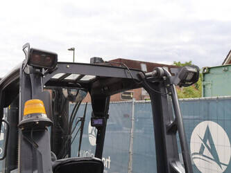 2017-linde-e30-01-1424016-45473468