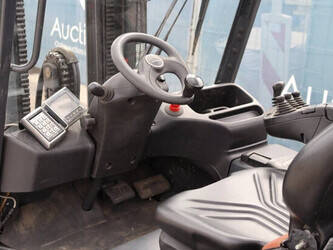 2017-linde-e30-01-1424016-45473477