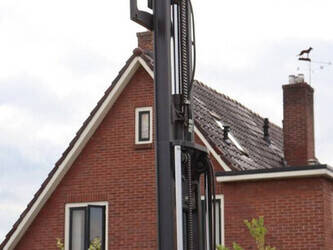 2017-linde-e30-01-1424016-45473493