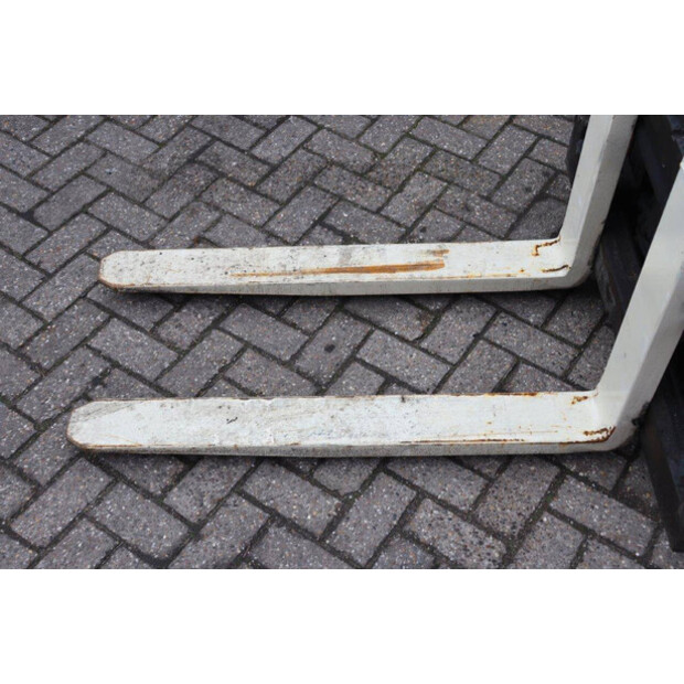 2012 Yale GLP30VX-45473585