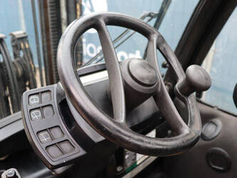 2012-yale-glp30vx-1424019-45473600