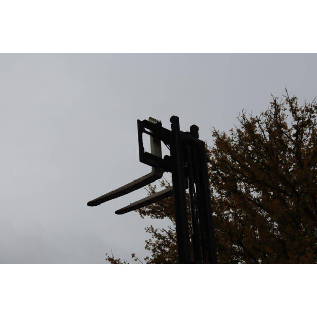 2012 Yale GLP30VX-45473604