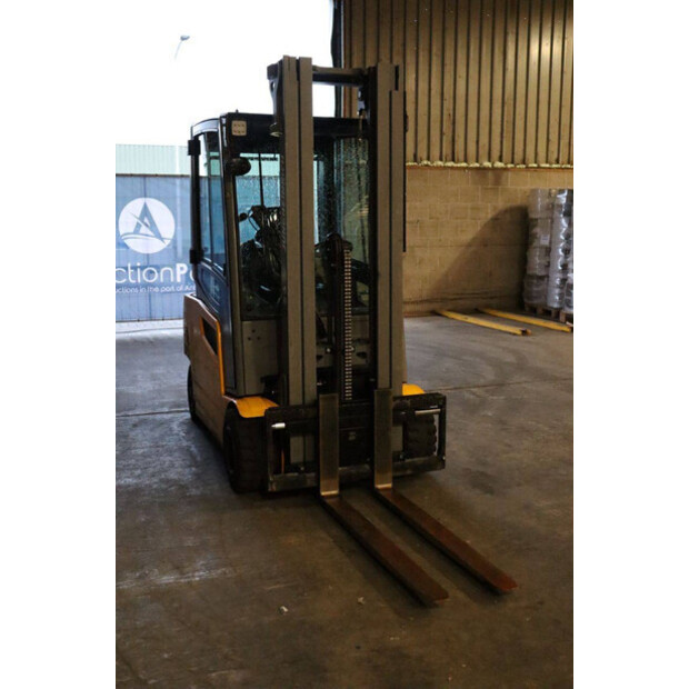 2018 Jungheinrich EFG 320-45473694