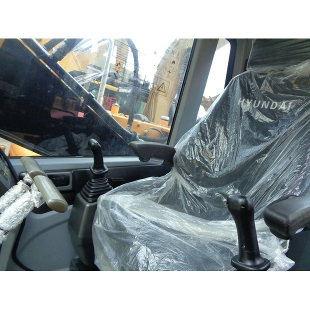 2022 Hyundai HX220DH-45474242