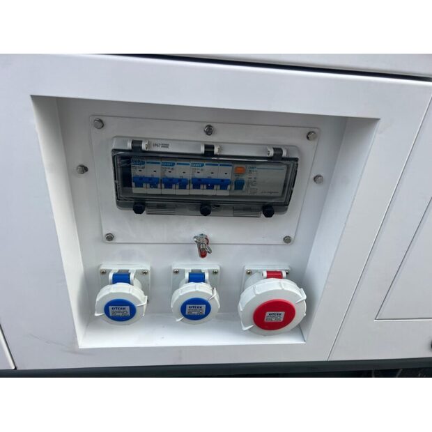 Ashita AG3-70-45477863