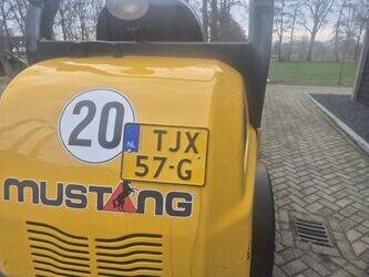 2017-mustang-45477984