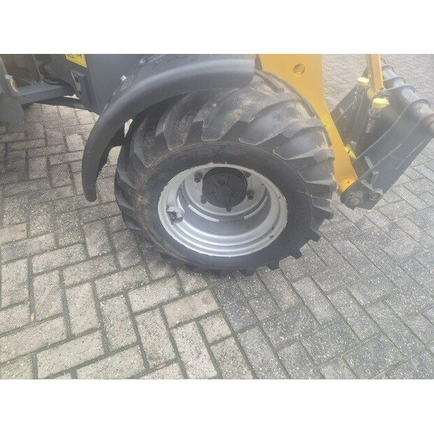 2017 MUSTANG-45477988