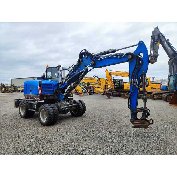 2017 واكر نيوسون EW100-45481696