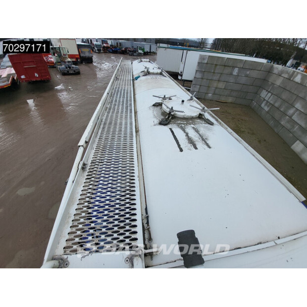 2015 Turbos Hoet SZ33AA-45487467