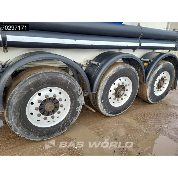 2015 Turbos Hoet SZ33AA-45487468