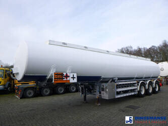 صورة ل خزانات لنقل النفط 2013 لاج OTHERS