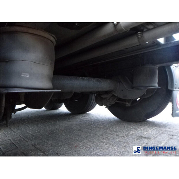 1999 بيرغ OTHERS-45488188