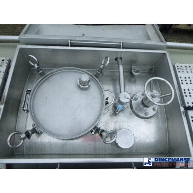 1999 بيرغ OTHERS-45488207