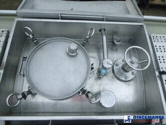 1999-burg-others-1424122-45488207