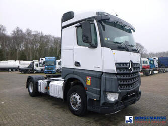 2018-mercedes-benz-arocs-1946-1424124-45488249