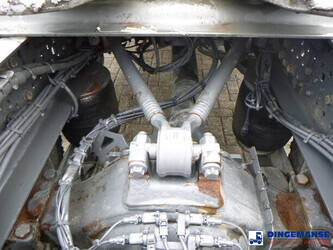 2018-mercedes-benz-arocs-1946-1424124-45488254